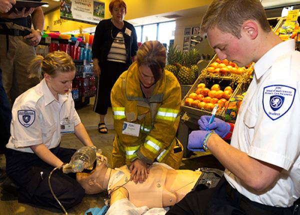 JIBC paramedic students training