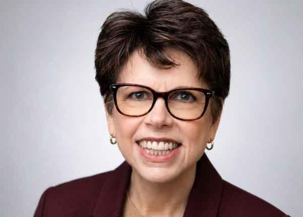 JIBC-Headshots-JulieBrown-Director-CampusPlanning&FacilitiesOperations-April2026